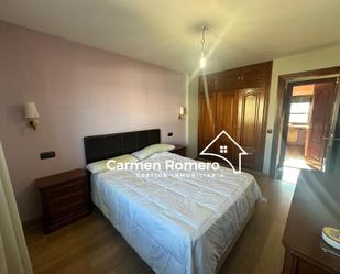 Dormitori de Casa o xalet en venda en El Pino de Tormes amb Terrassa i Balcó