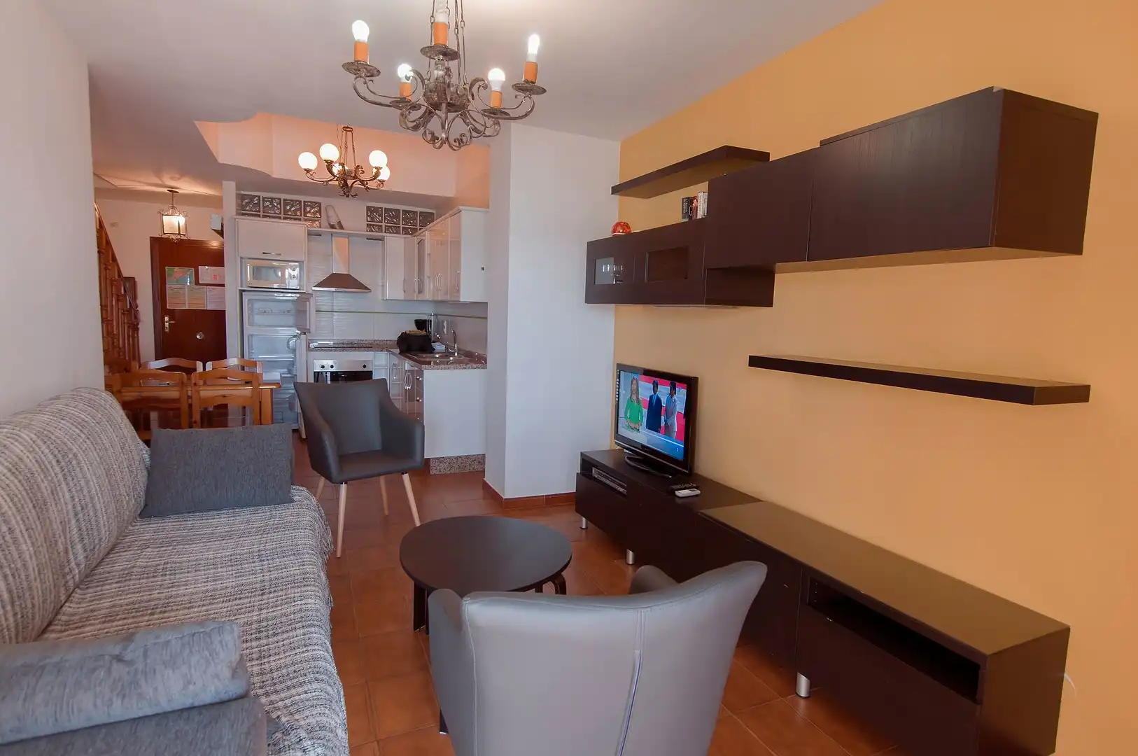 Wohnzimmer von Maisonette zur Miete in Almuñécar mit Terrasse, Schwimmbad und Möbliert