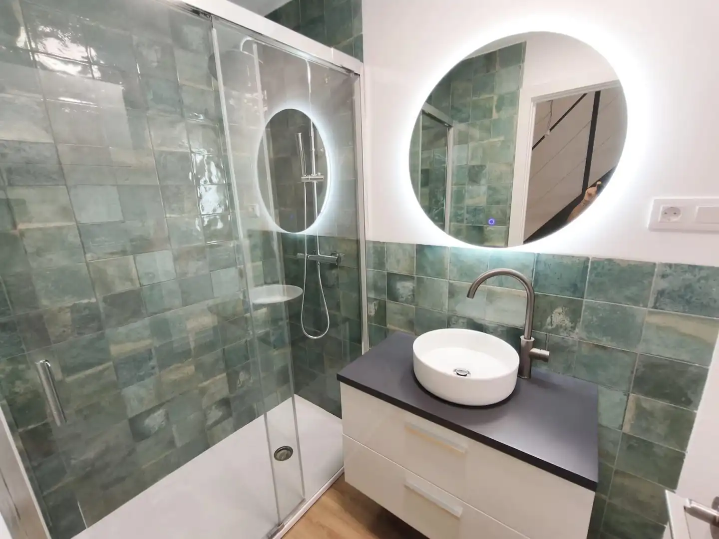 Bany de Casa o xalet en venda en Sabadell amb Aire condicionat, Parquet i Terrassa