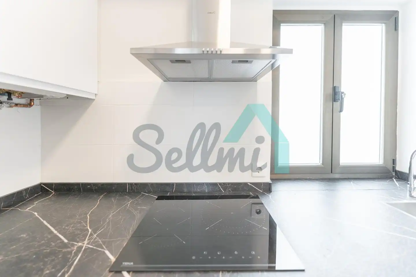 Cocina de Piso en venta en Gijón  con Calefacción