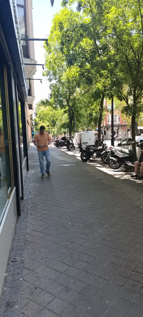 Außenansicht von Wohnung zur Miete in Madrid mit Klimaanlage, Heizung und Möbliert