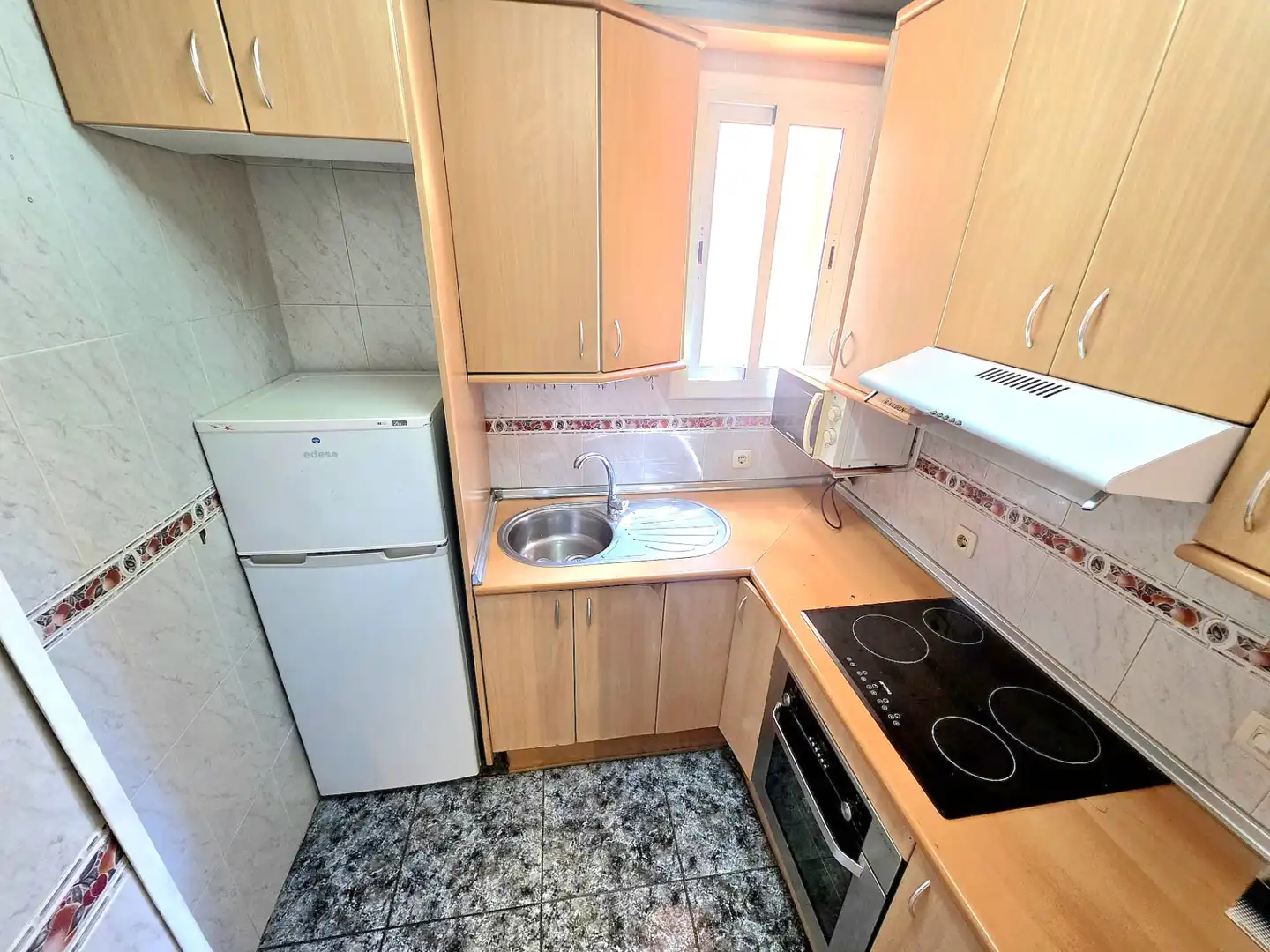 Piso con terraza en venta en Rambla de Badal, imagen 3