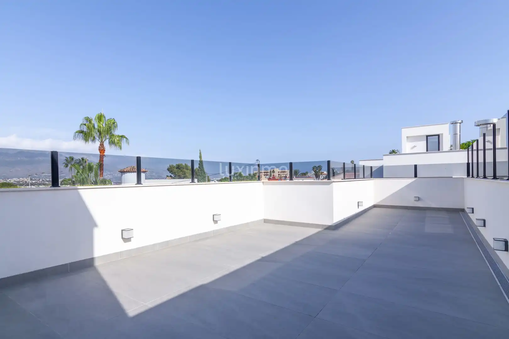 Casa aparellada amb terrassa en venda a L'Albir, imagen 13