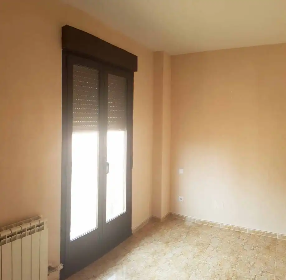 Schlafzimmer von Maisonette zur Miete in Medina de Rioseco mit Heizung, Balkon und Haustiere erlaubt