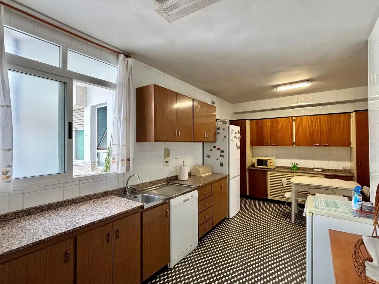 Cocina de Piso en venta en Gandia con Calefacción, Terraza y Balcón