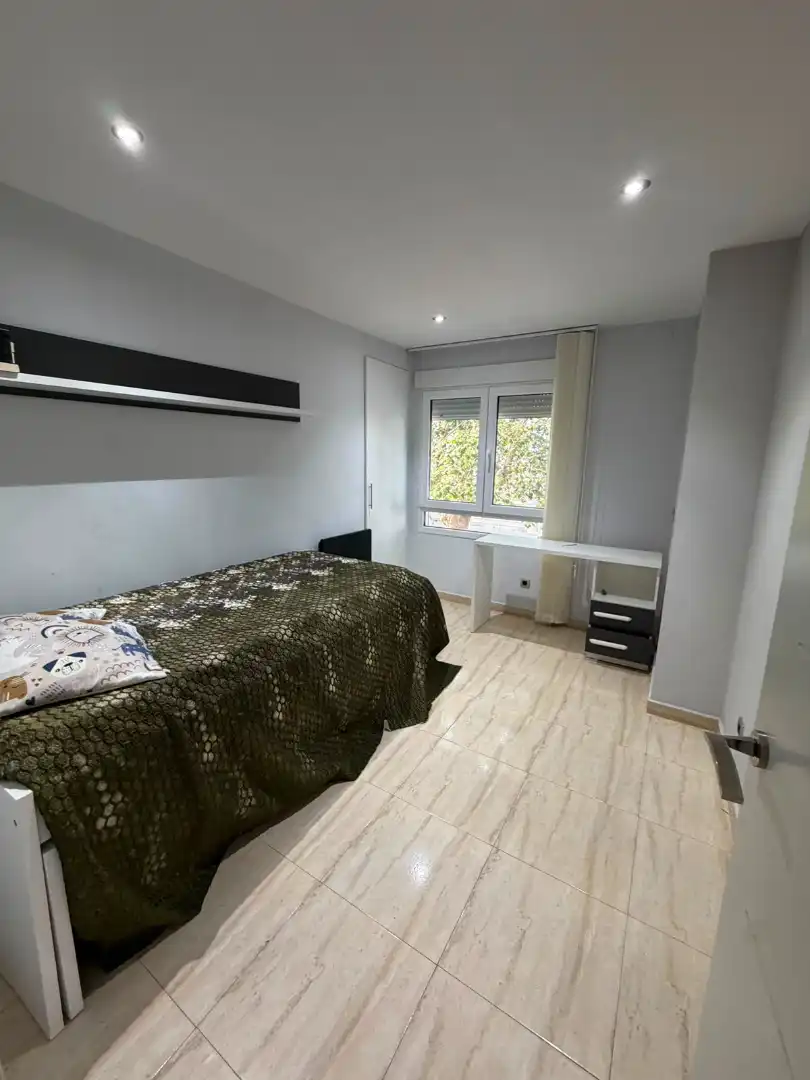 Schlafzimmer von Wohnung zur Miete in Sueca mit Klimaanlage, Möbliert und Ofen
