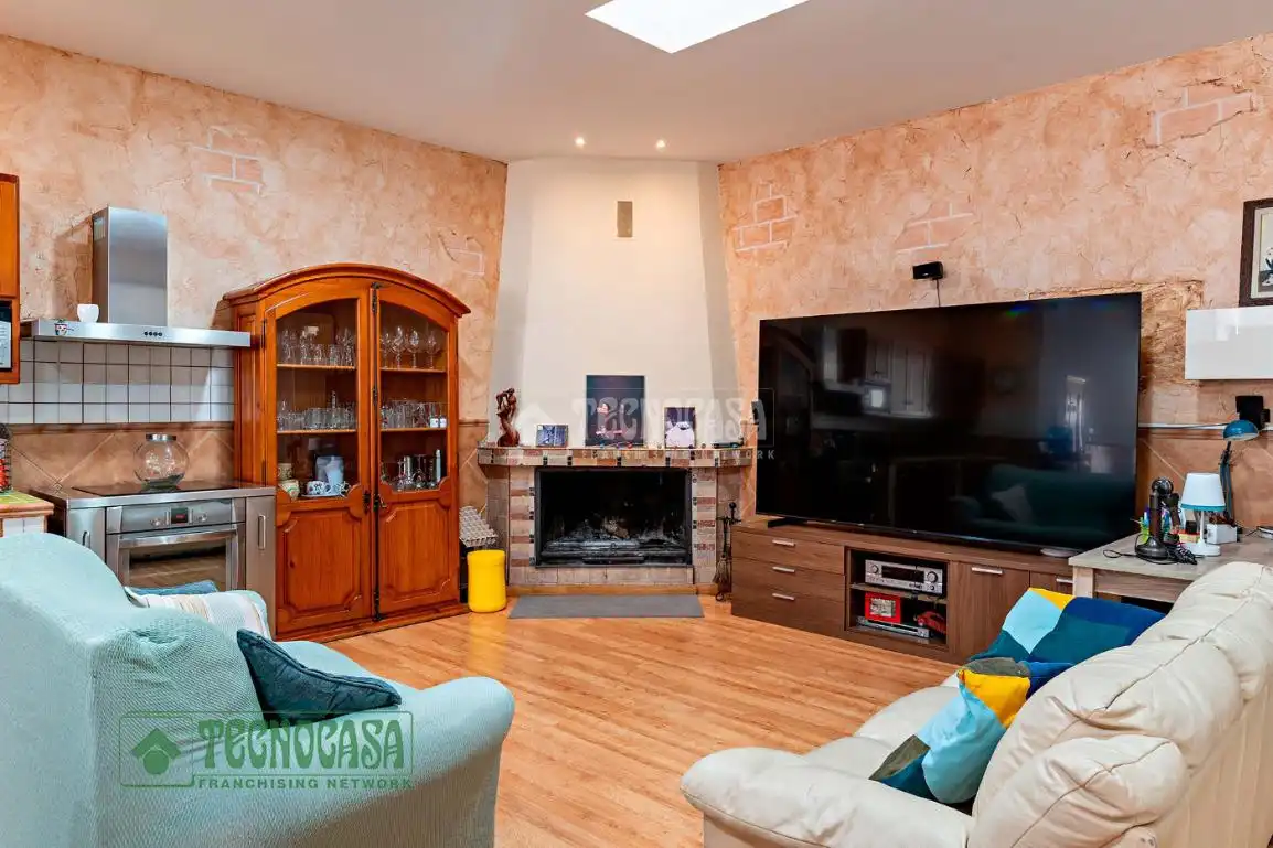 Wohnzimmer von Einfamilien-Reihenhaus zum Verkauf in El Ejido mit Klimaanlage, Parkett und Terrasse