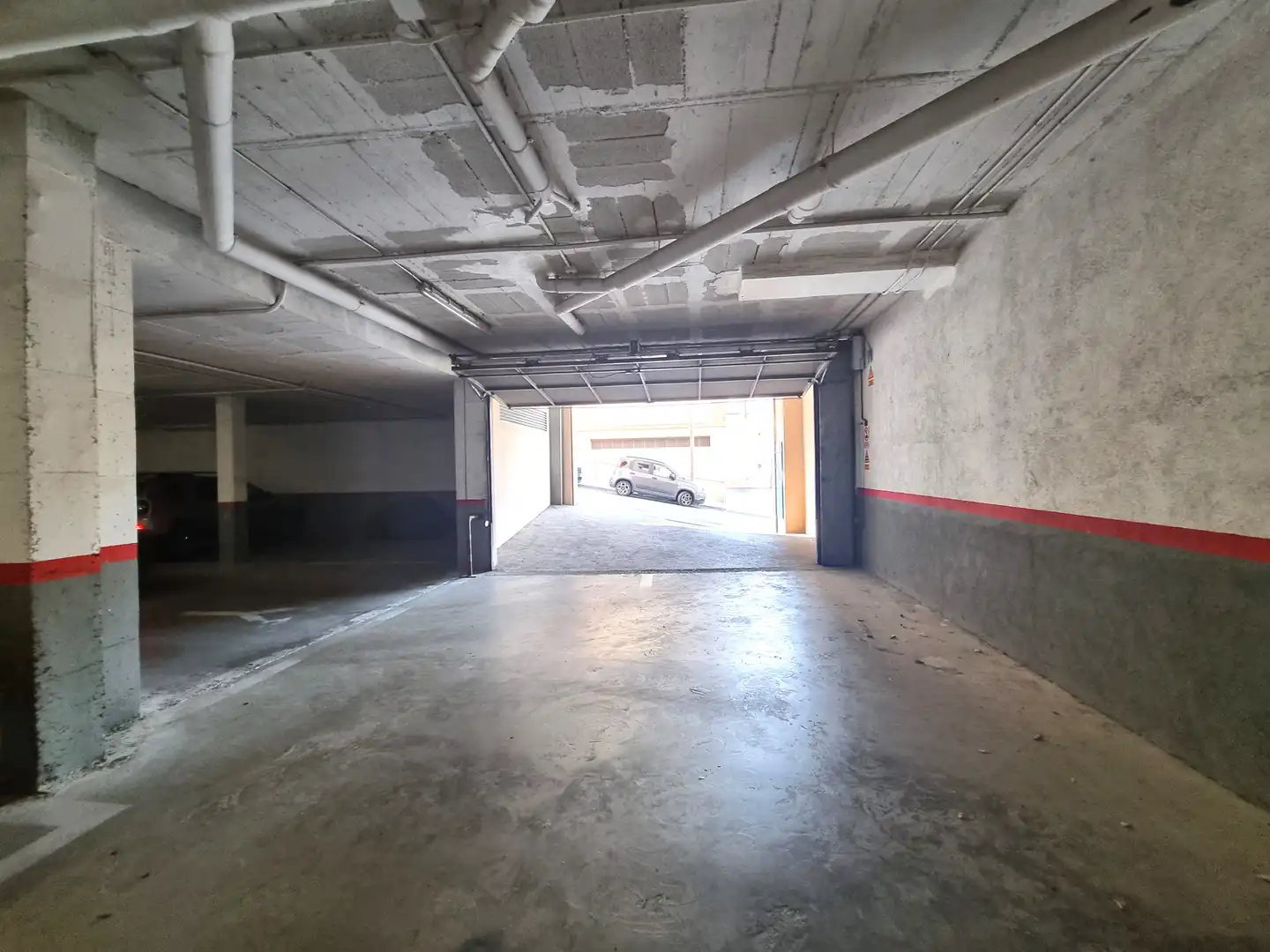 Parkplatz von Garage zum Verkauf in Figueres