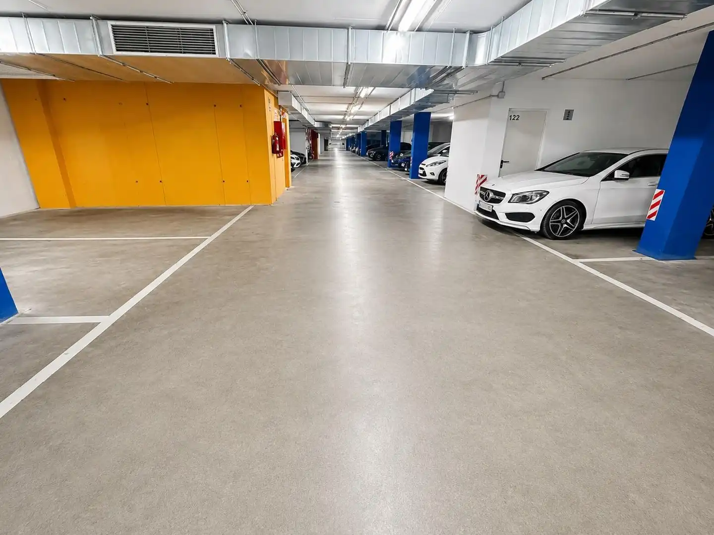 Parkplatz von Garage zum Verkauf in Badalona