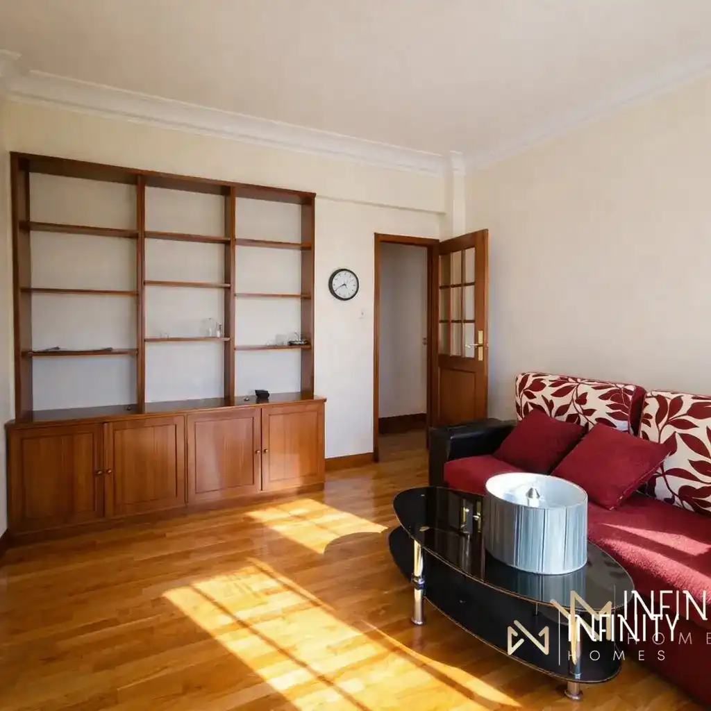 Living room of Flat for rent in Bilbao   with Heating