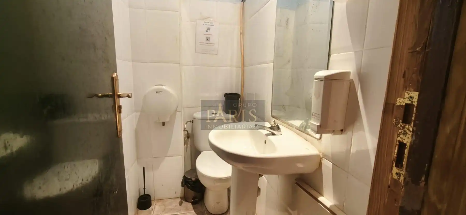 Bany de Local de lloguer en Cartagena