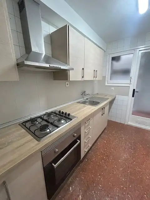 Cocina de Piso en venta en Tarragona con Aire acondicionado