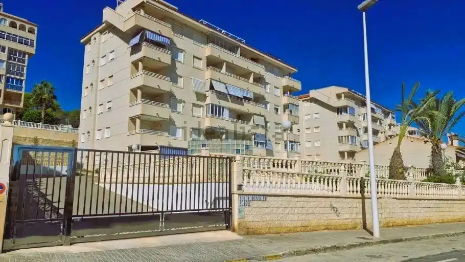Vista exterior de Apartamento en venta en Elche / Elx con Aire acondicionado, Jardín privado y Terraza