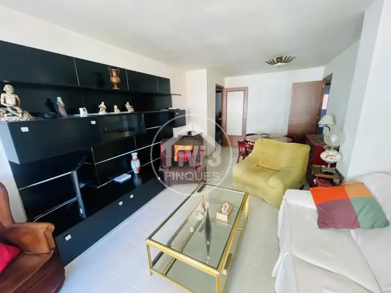 Wohnzimmer von Wohnung zum Verkauf in Sant Joan Despí mit Heizung, Terrasse und Möbliert