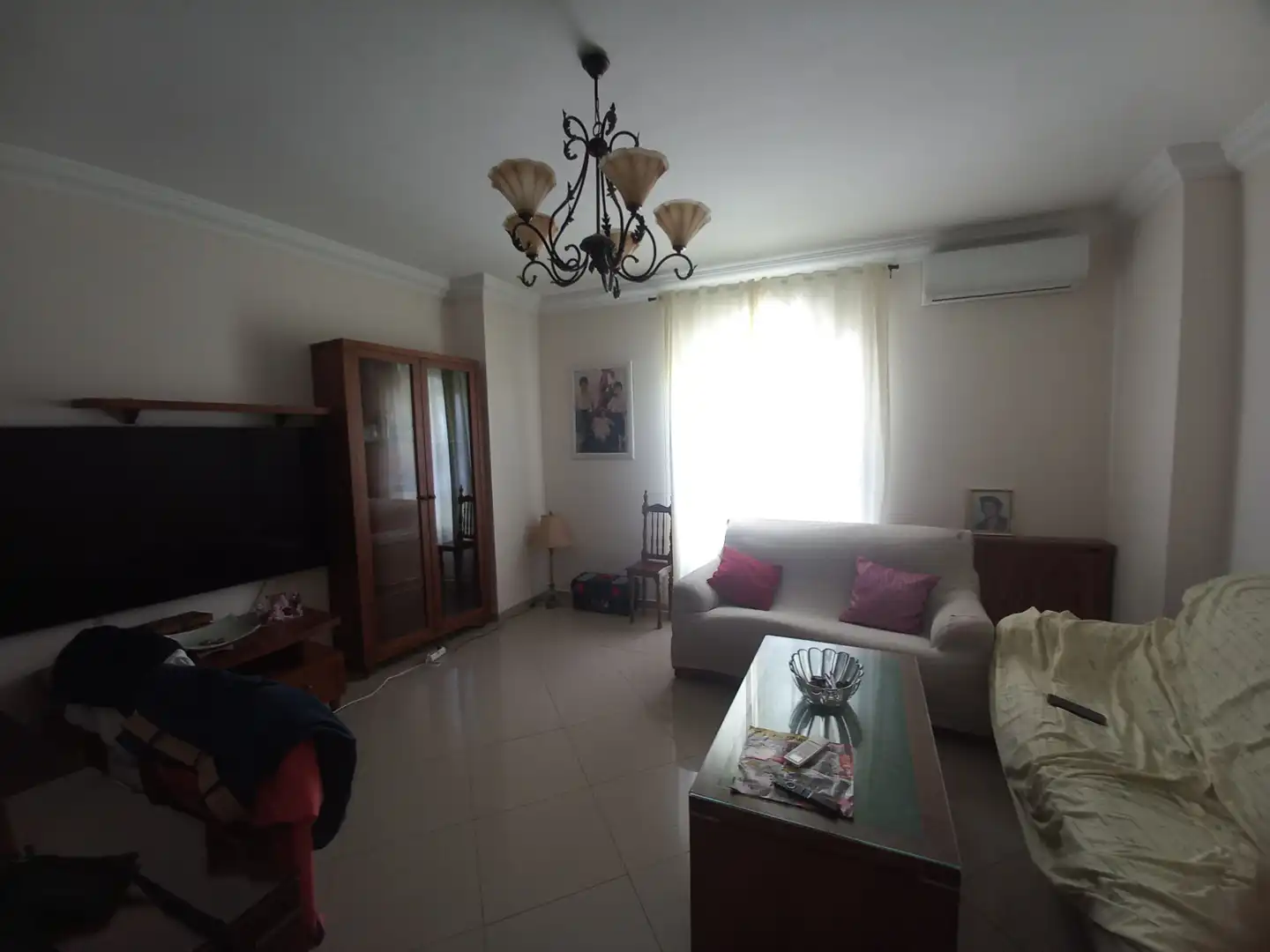 Living room of Flat for sale in Úbeda  with Air Conditioner, Heating and Storage room