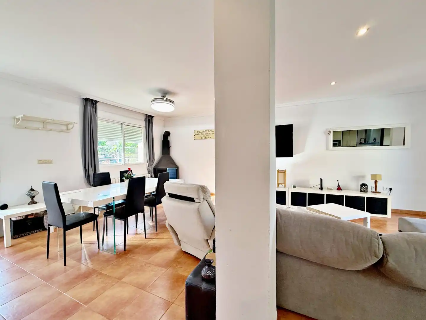 Sala d'estar de Casa o xalet en venda en Llíria amb Aire condicionat, Jardí privat i Terrassa
