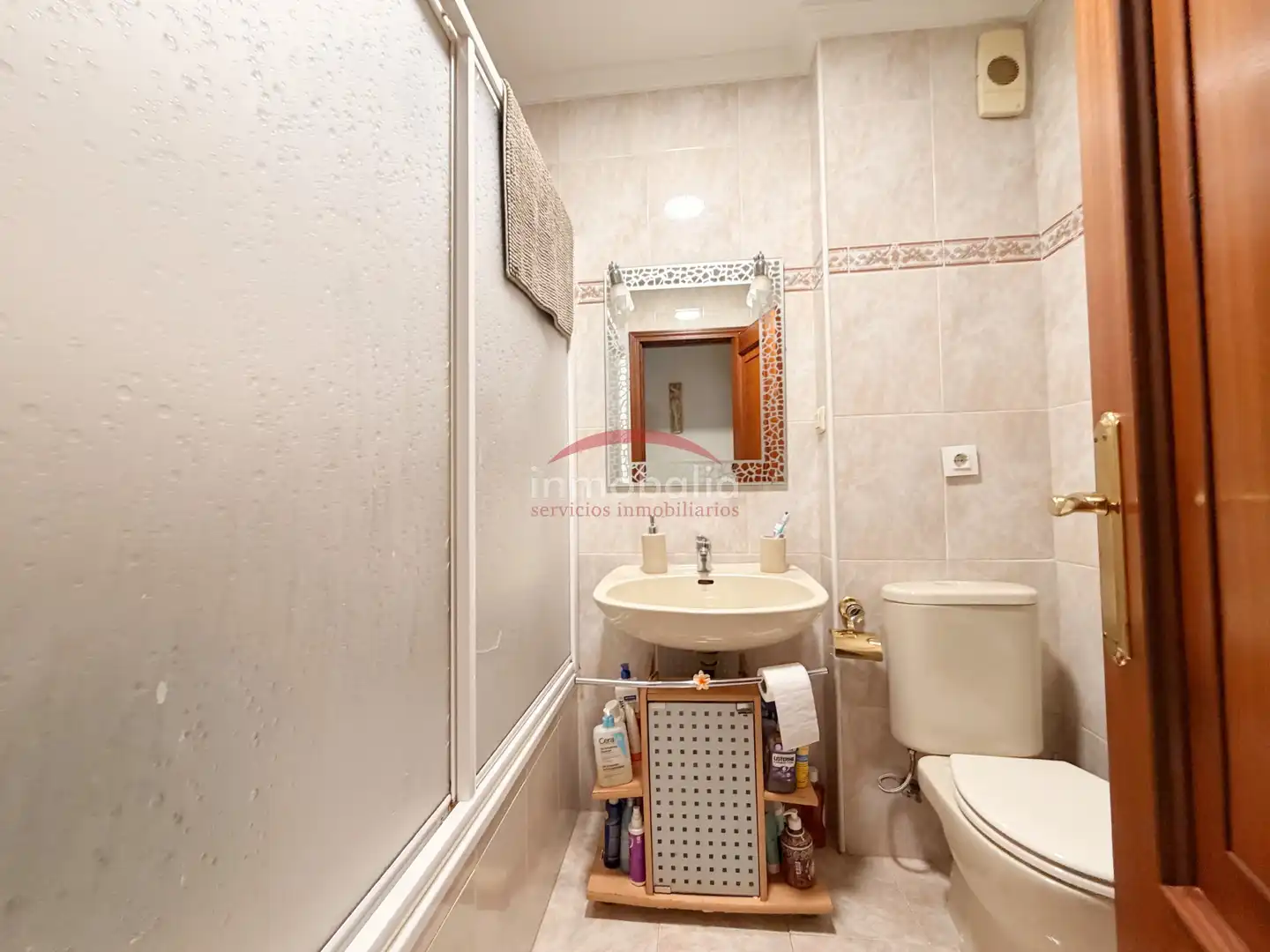 Detached homes for sale in Calle Ciclismo, Colores - Entreparques
