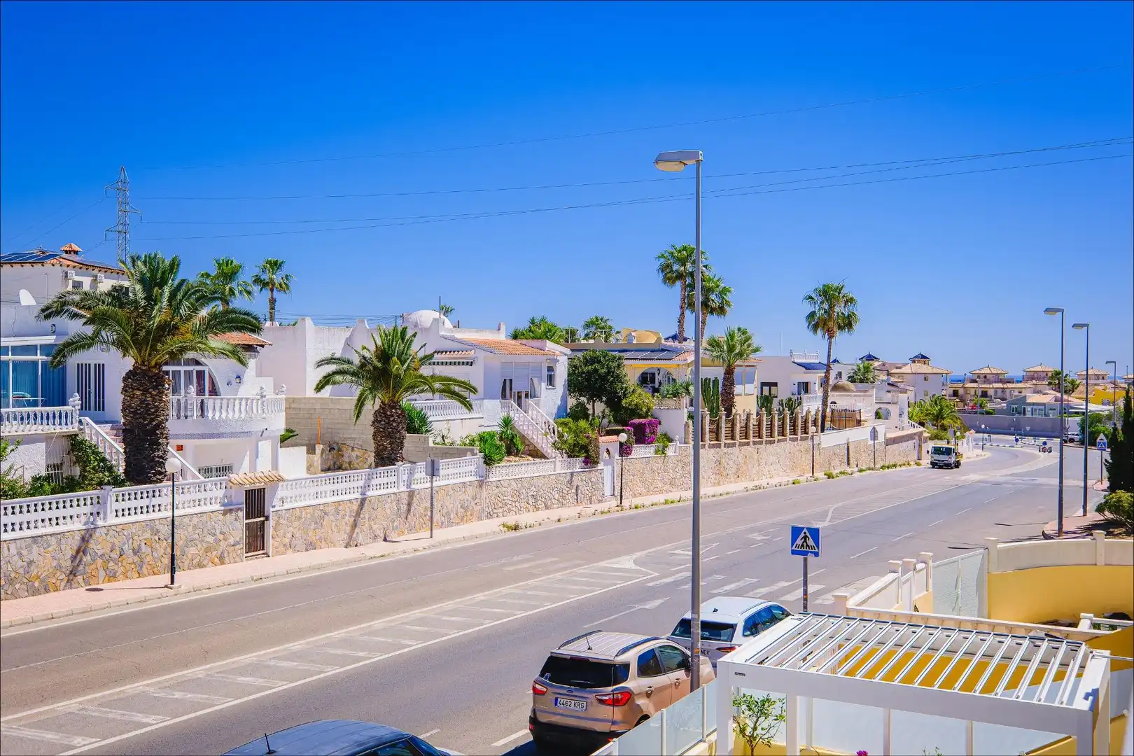 Vista exterior de Casa adosada en venta en Orihuela con Aire acondicionado, Calefacción y Jardín privado