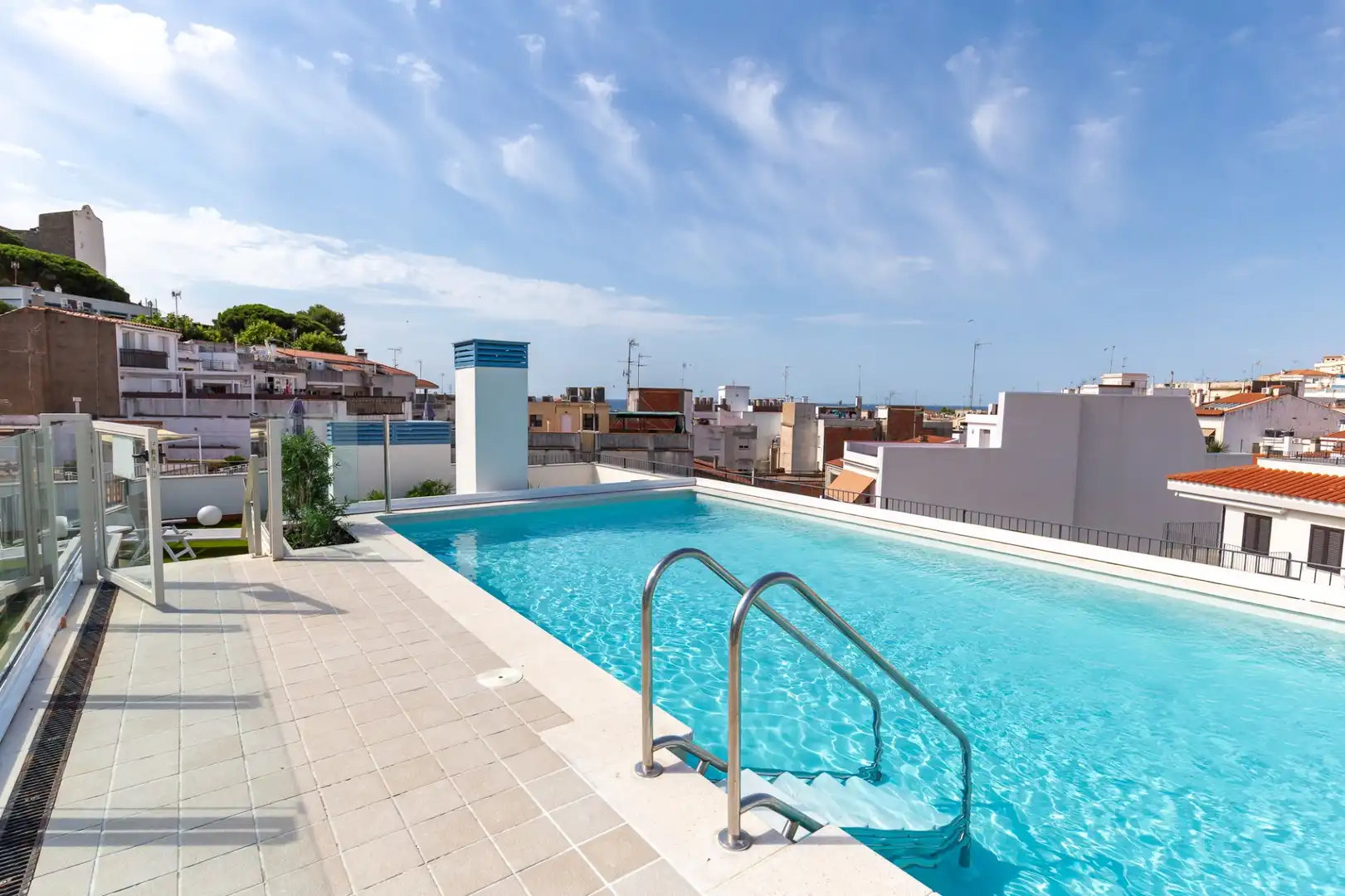 Swimming pool of Flat for sale in Sant Pol de Mar  with Air Conditioner, Heating and Terrace