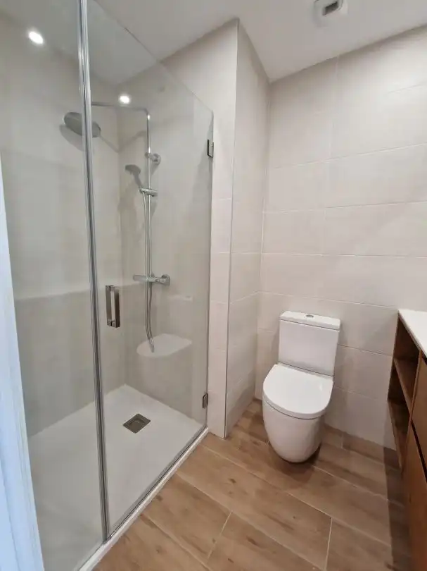 Bathroom of Flat for sale in Zarautz  with Heating, Terrace and Balcony