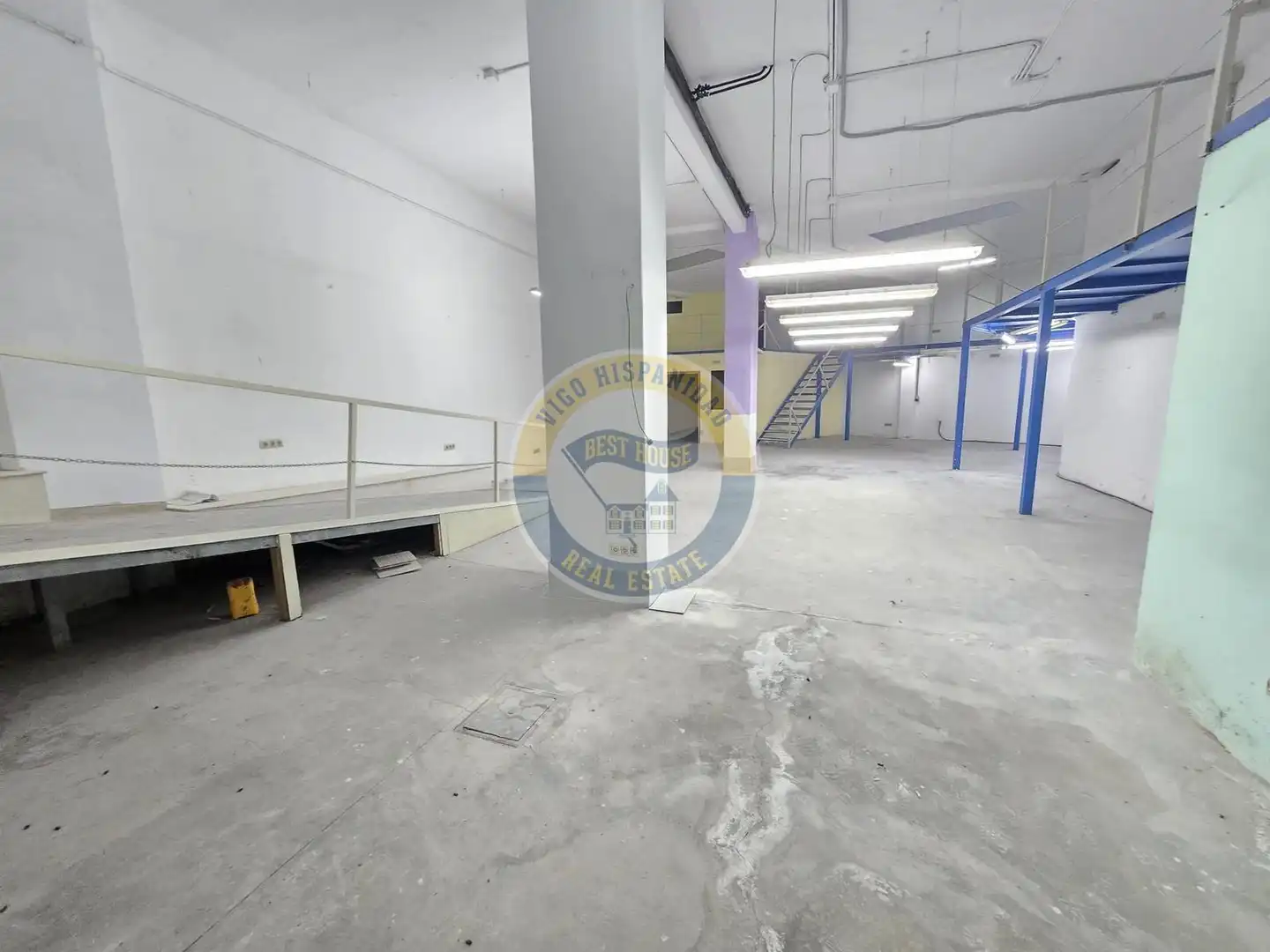 Local comercial en venta en Calle del Pintor Laxeiro, imagen 24