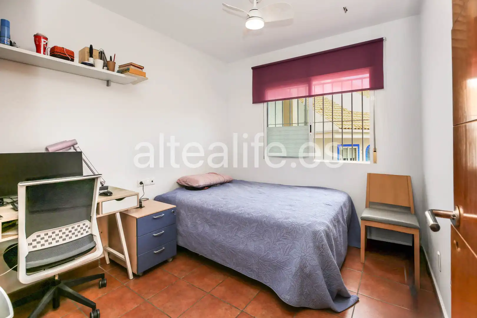 Habitación de Casa adosada en venta en La Nucia con Aire acondicionado, Jardín privado y Terraza