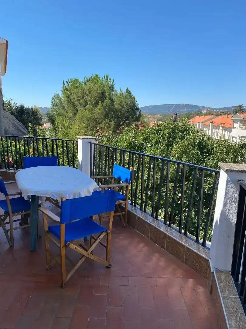 Terrassa de Casa o xalet en venda en Valencia de Alcántara amb Aire condicionat i Balcó