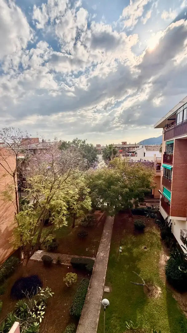 Vista exterior de Piso en venta en Benalmádena