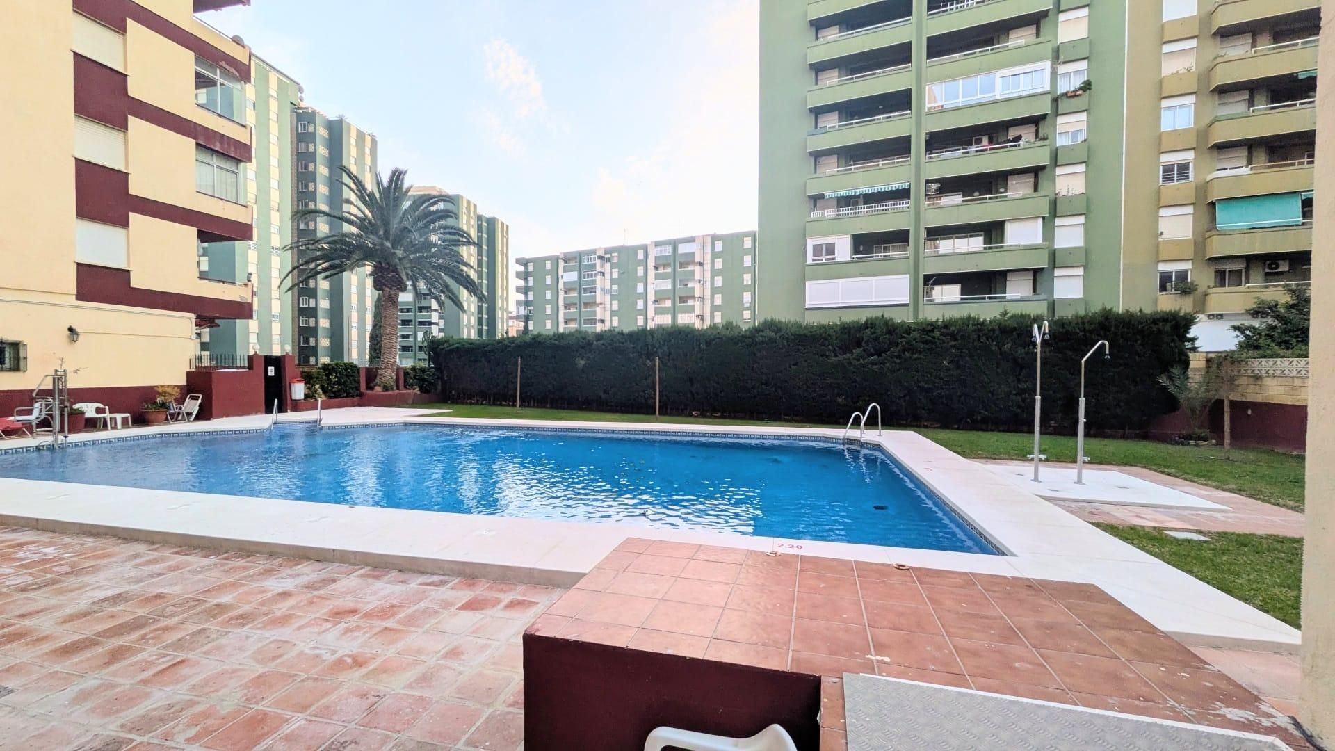 Swimming pool of Flat for sale in Fuengirola  with Private garden, Terrace and Community pool