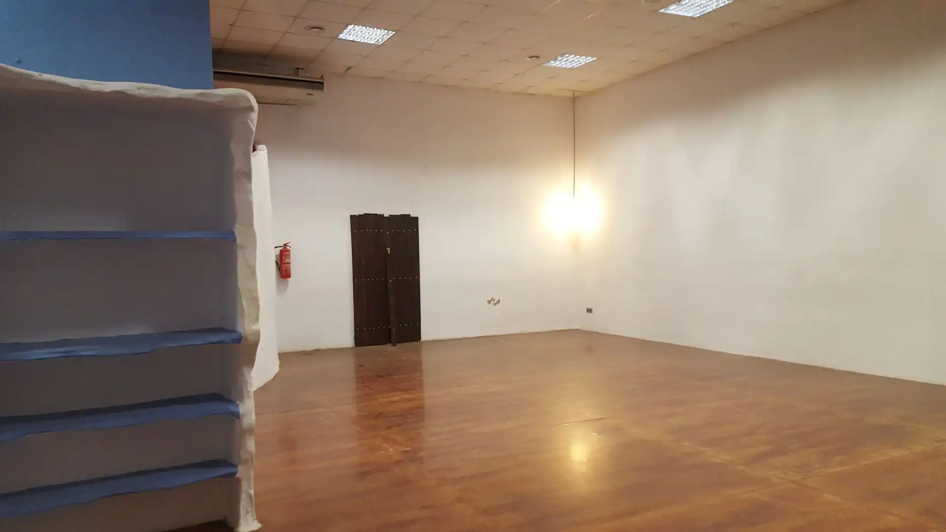 Local comercial en venda a Llarg de Sant Vincent 21, imagen 9