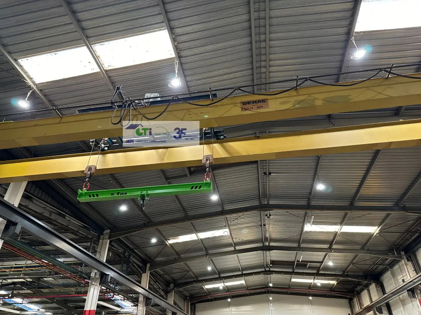 Nave industrial de alquiler en Pedrola