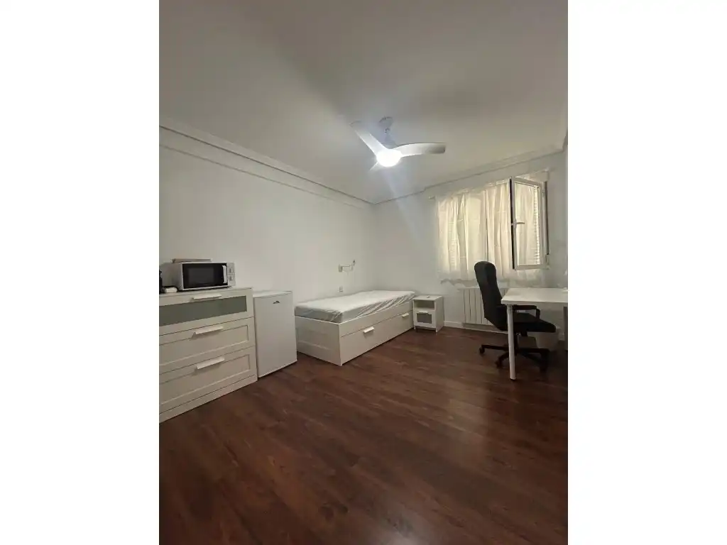 Habitación en Calle Francisco Pizarro, Villanueva de la Cañada ciudad
