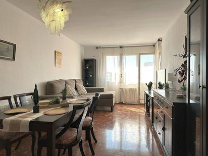 Living room of Flat for sale in La Llagosta  with Heating, Furnished and Balcony