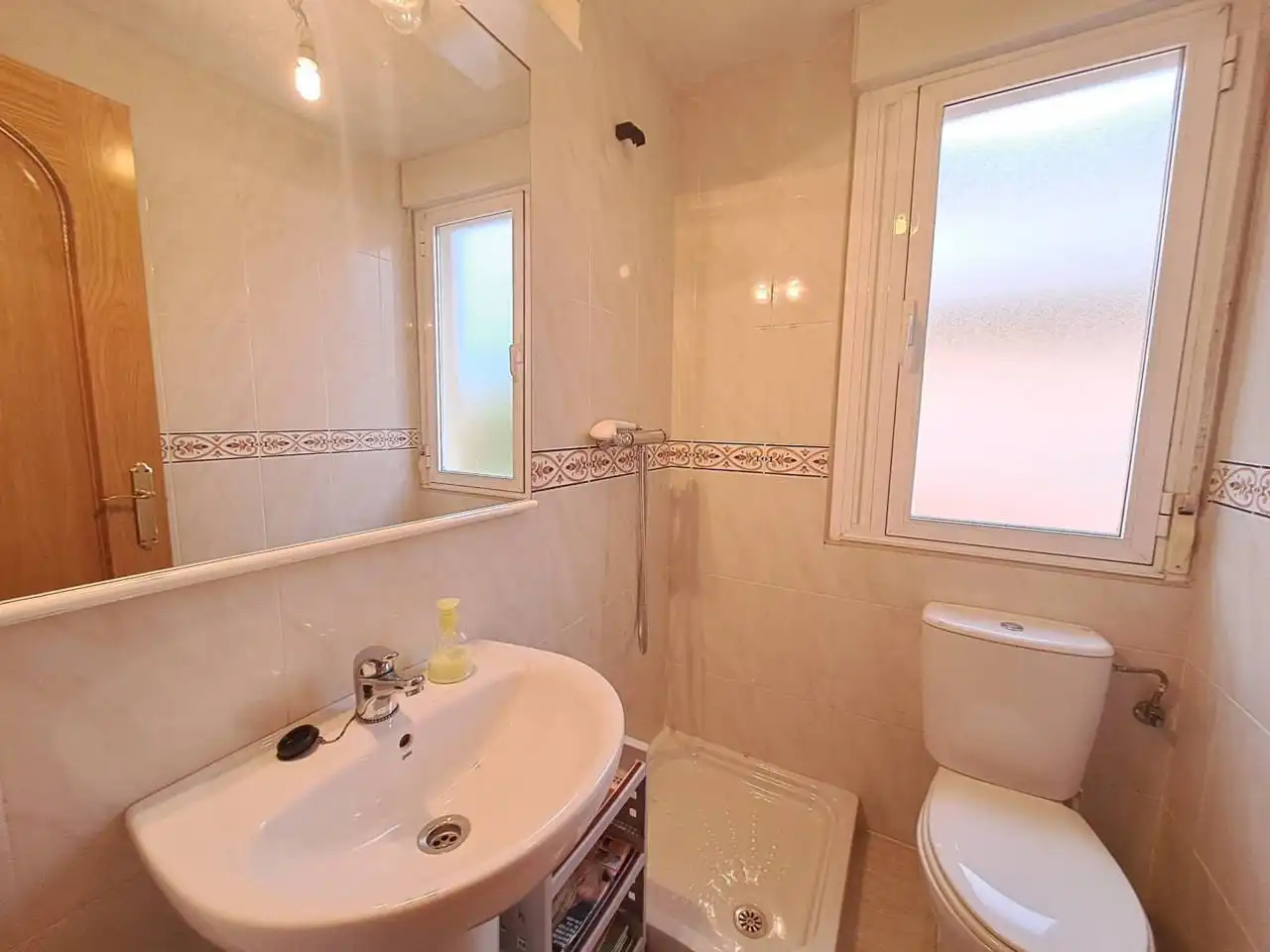 Baño de Casa o chalet en venta en Merindad de Río Ubierna con Calefacción, Jardín privado y Terraza