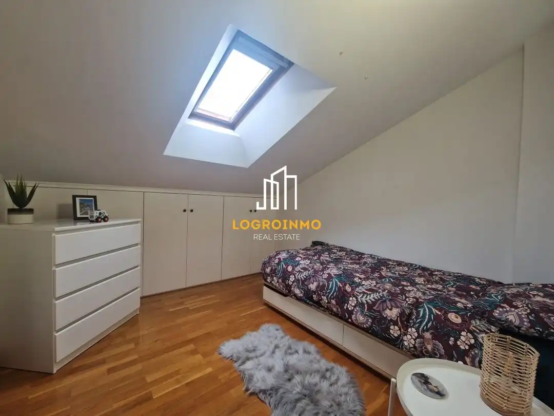 House with pool for sale in Avda. Madrid, imagen 37