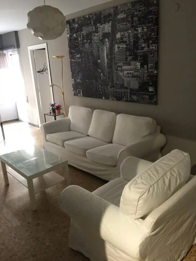 Sala d'estar de Pis per a compartir en Valladolid amb Calefacció, Parquet i Terrassa