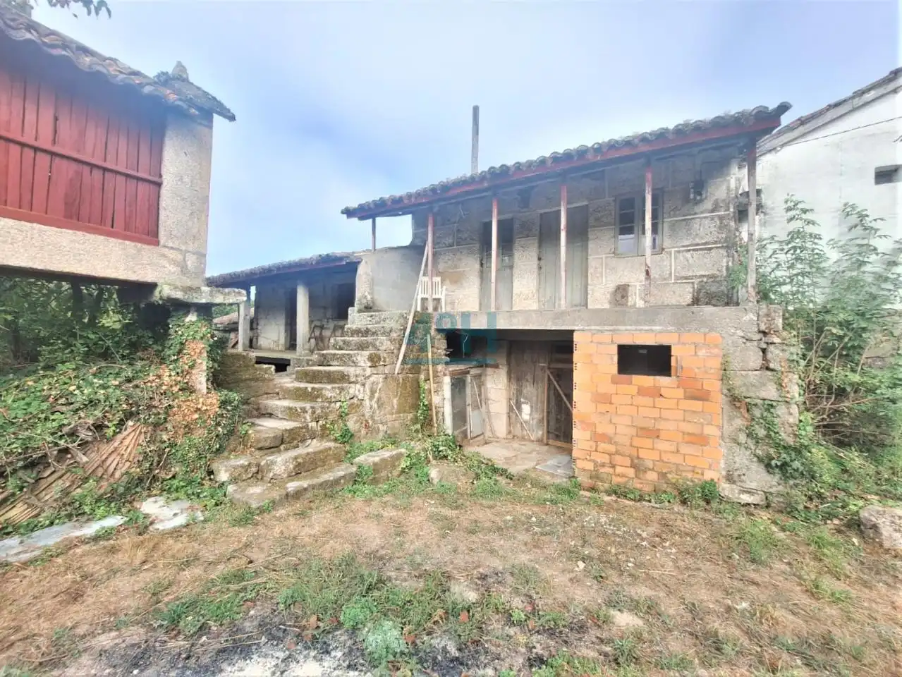 Casa amb terrassa en venda a Amoeiro, imagen 4