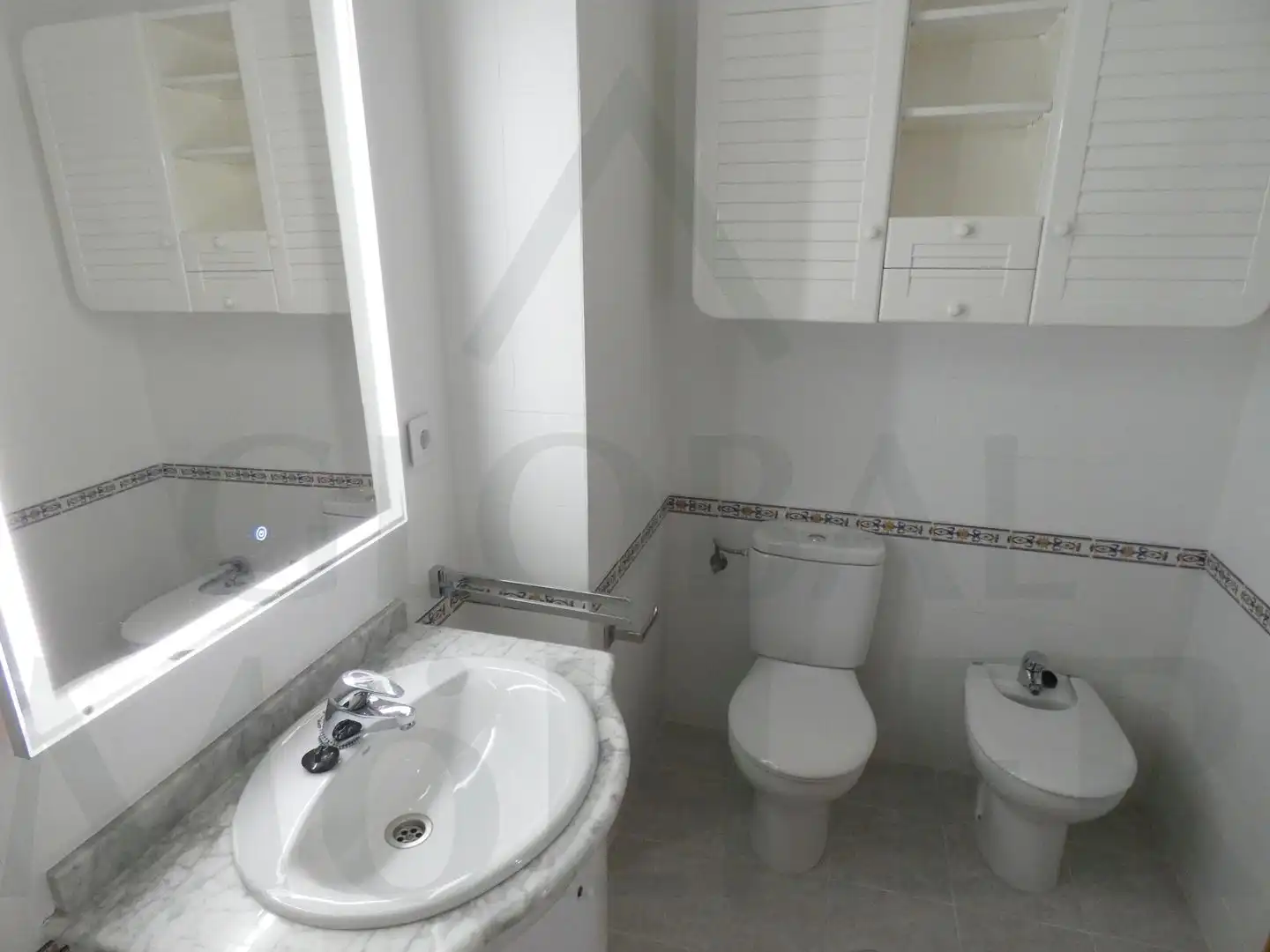 Flat for rent in Calle Ángel Bruna, 20, Ensanche