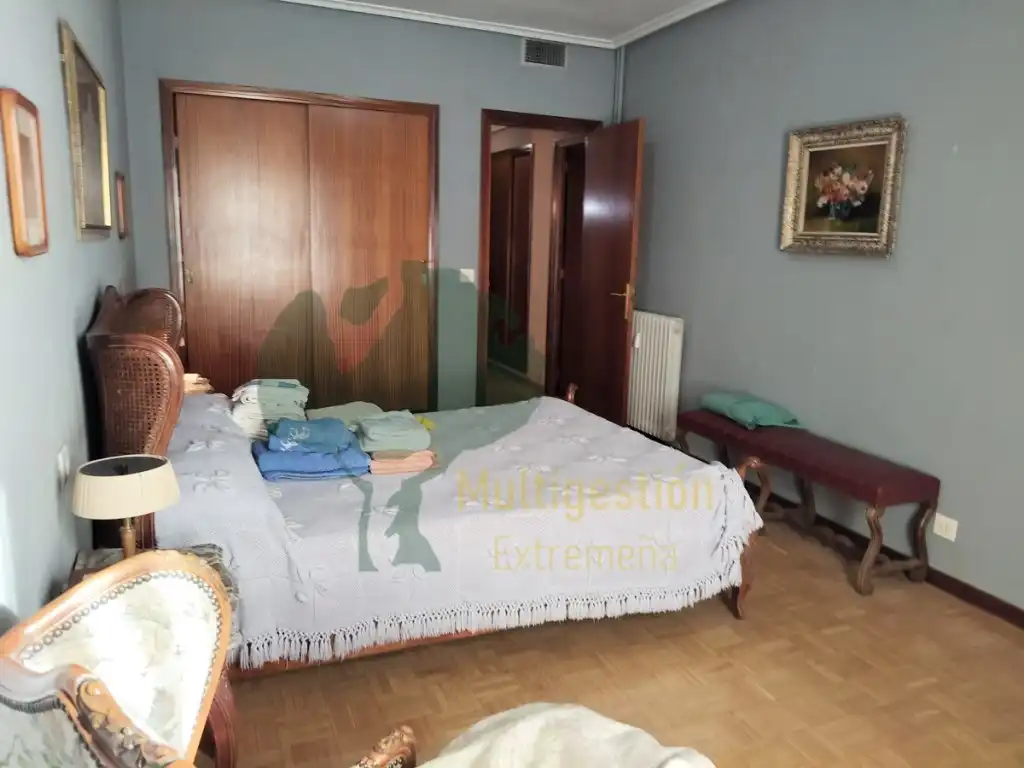 Dormitori de Pis en venda en Cáceres