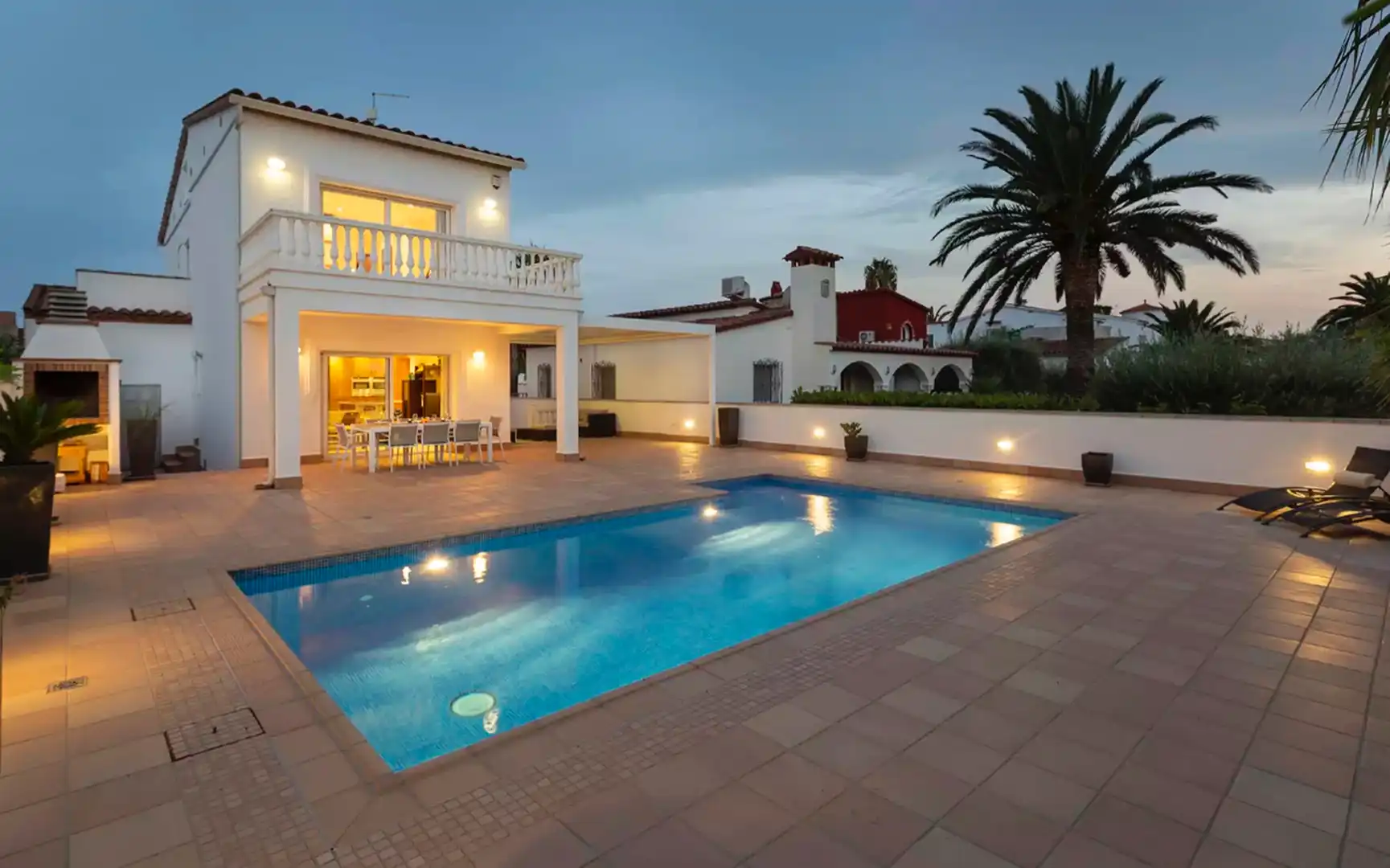 Casa con terraza en venta en Carrer Ebre, imagen 2
