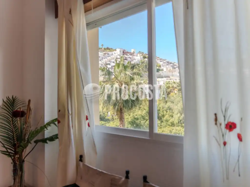 Bedroom of Flat for sale in Almuñécar  with Internet