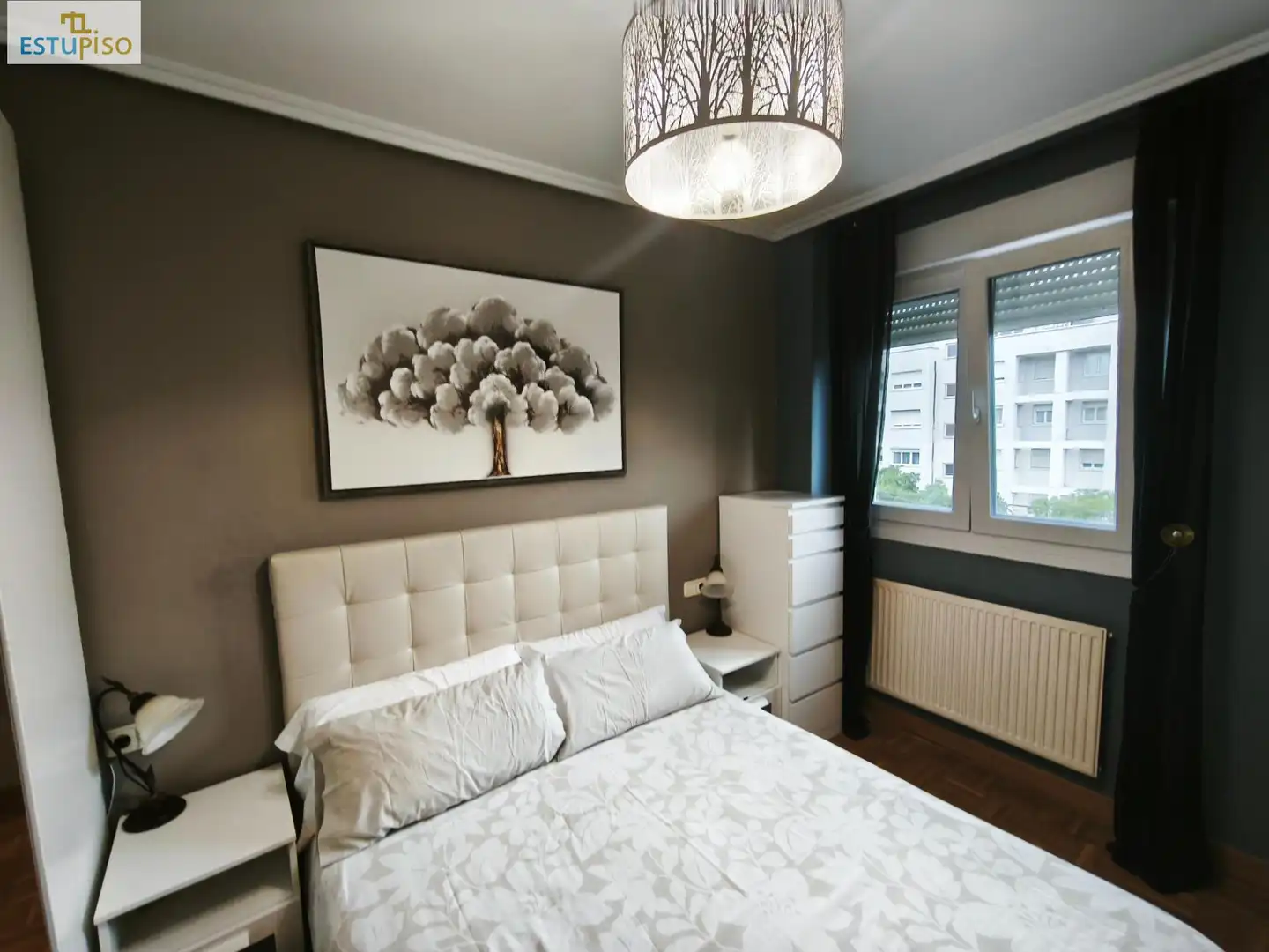 Schlafzimmer von Wohnung zum Verkauf in Vitoria - Gasteiz mit Heizung, Abstellraum und Möbliert