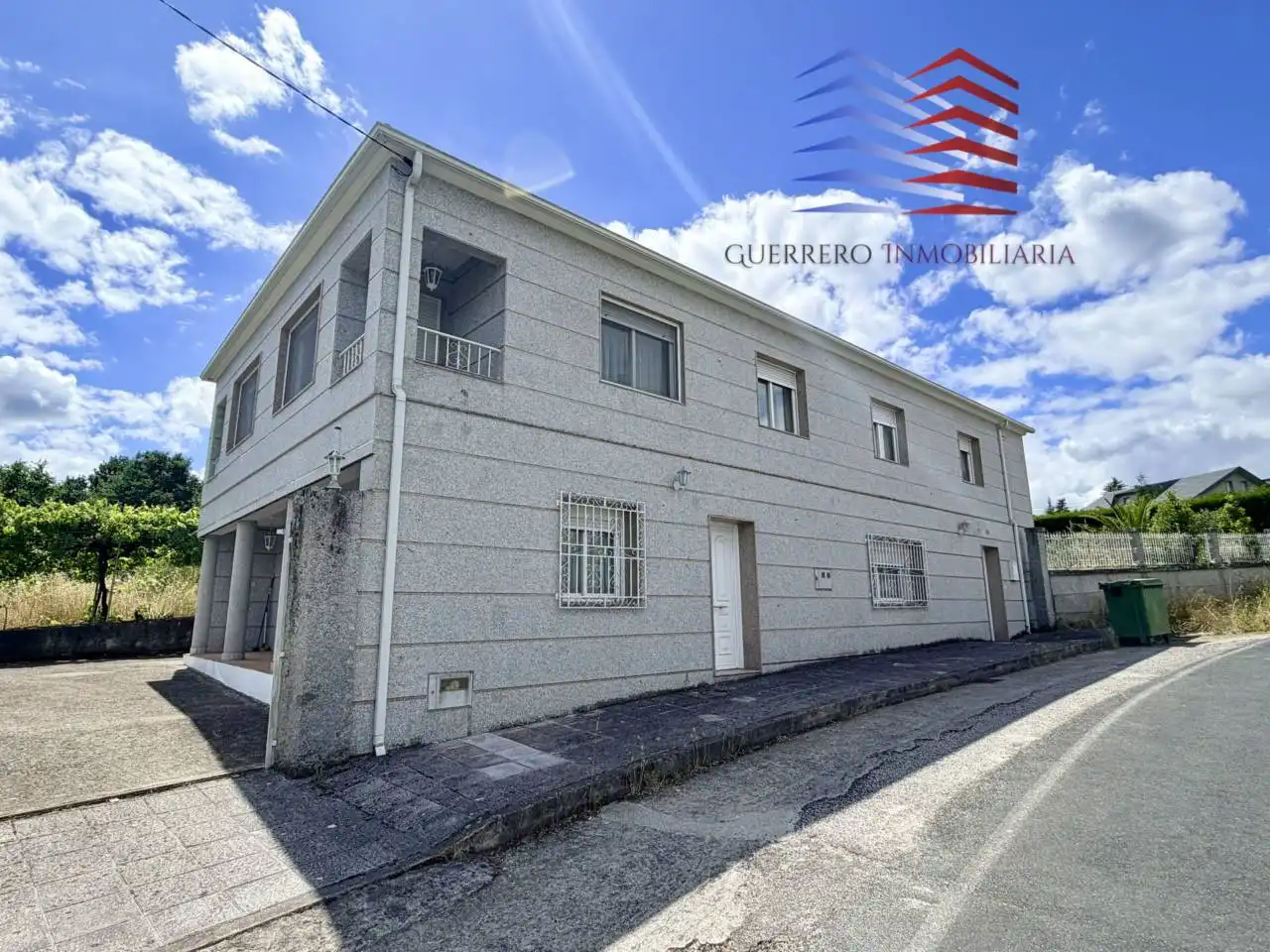 Vista exterior de Casa o chalet en venta en Coles con Calefacción, Jardín privado y Terraza