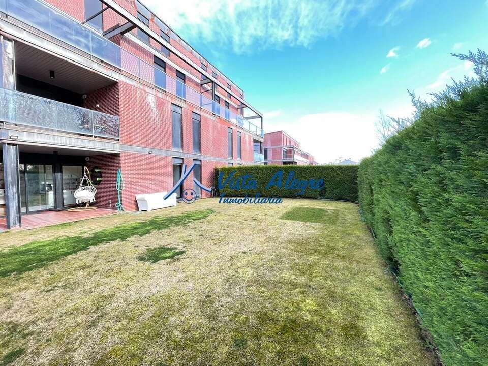 Jardí de Apartament en venda en Cirueña amb Calefacció, Jardí privat i Parquet