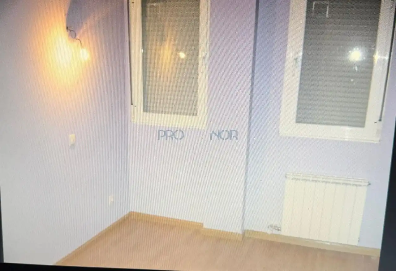Habitación de Piso en venta en San Andrés del Rabanedo con Calefacción, Terraza y Trastero