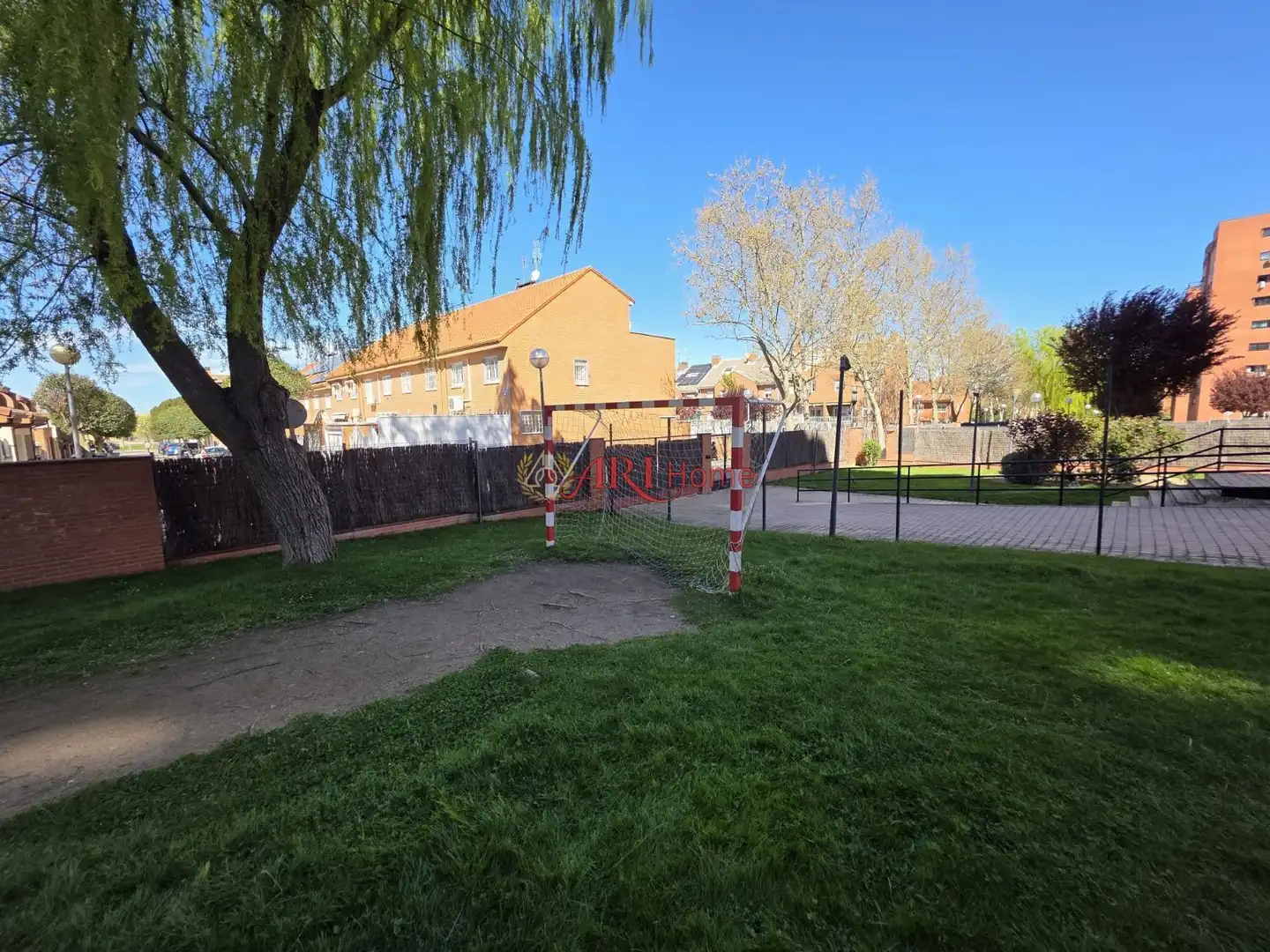 Garden of Flat for sale in Fuenlabrada  with Air Conditioner, Heating and Swimming Pool