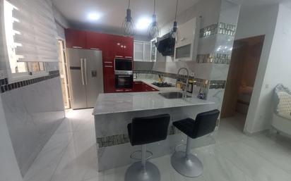 Kitchen of Flat for sale in  Córdoba Capital  with Air Conditioner and Balcony