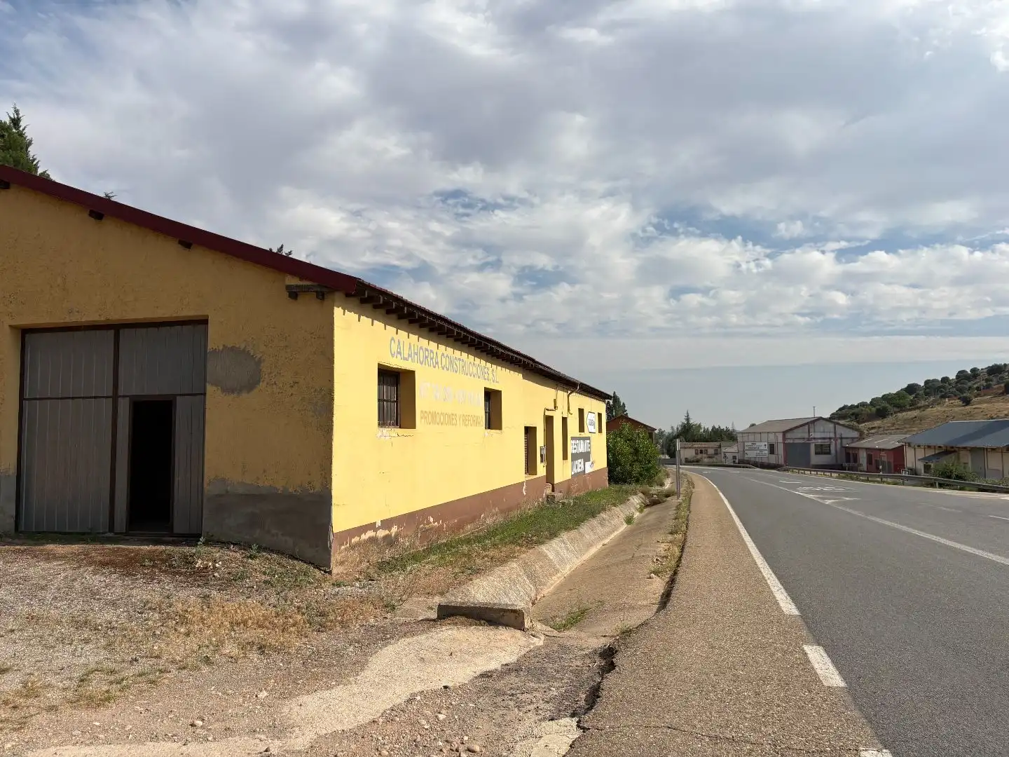 Vista exterior de Trastero en venta en Alar del Rey