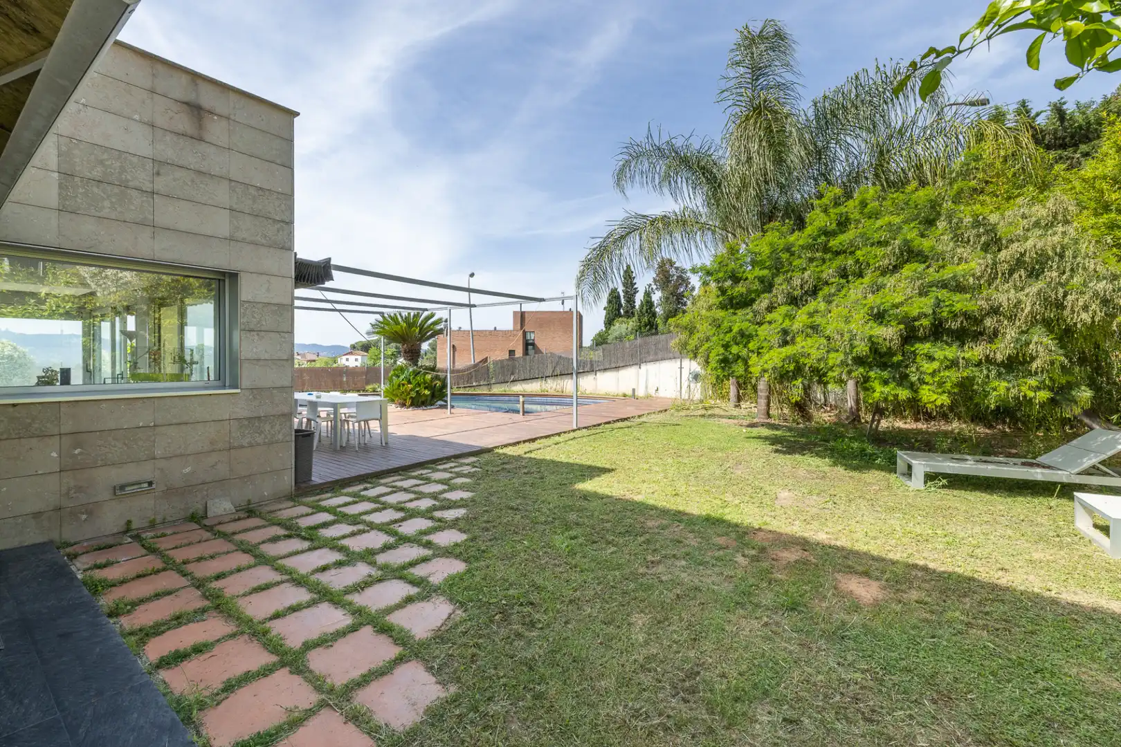 Garden of Houses for sale in Cerdanyola del Vallès  with Furnished