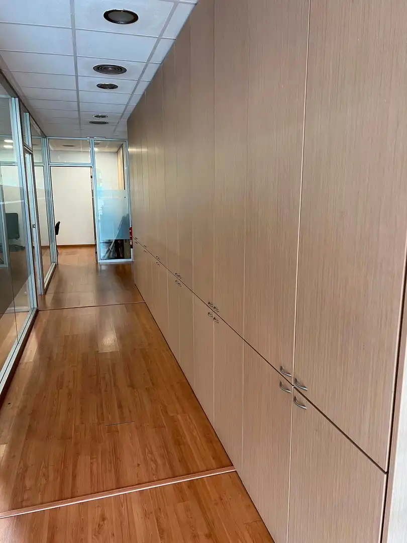 Oficina de alquiler en Granollers con Aire acondicionado, Calefacción y Amueblado